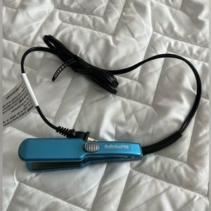 Babyliss Pro Nano Titanium mini straightener